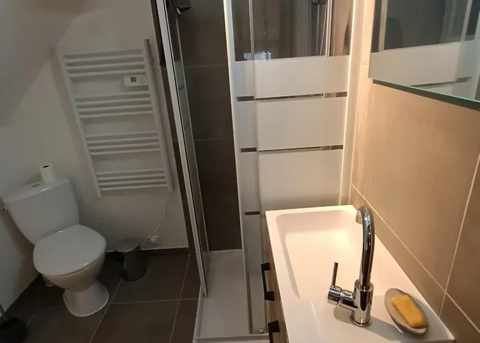 En Duplex 24h Du Mans 아파트 *