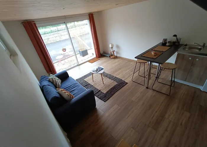 En Duplex 24h Du Mans 아파트 *